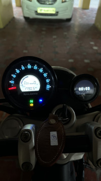 Astral Black Royal Enfield Super Meteor 650