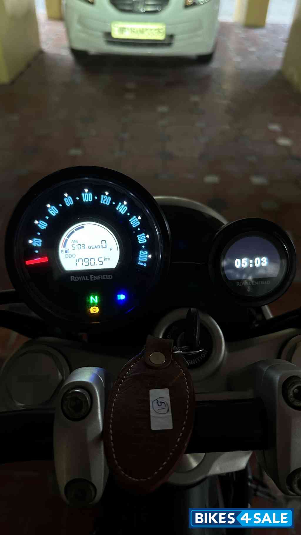 Astral Black Royal Enfield Super Meteor 650