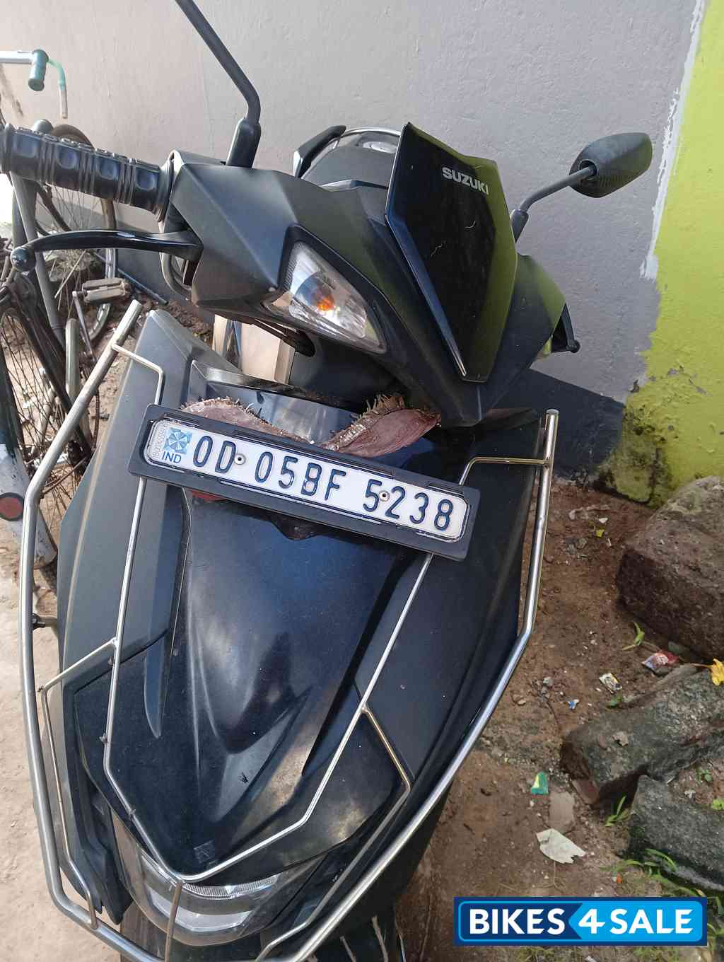 Suzuki Avenis 125 Race Edition