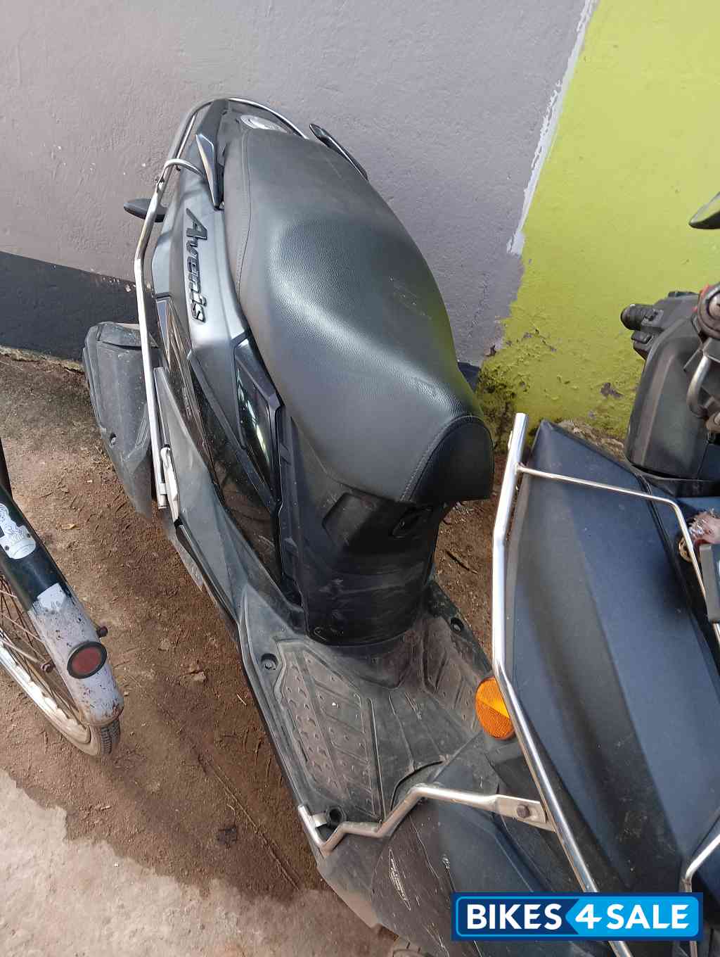 Suzuki Avenis 125 Race Edition