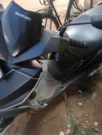 Suzuki Avenis 125 Race Edition