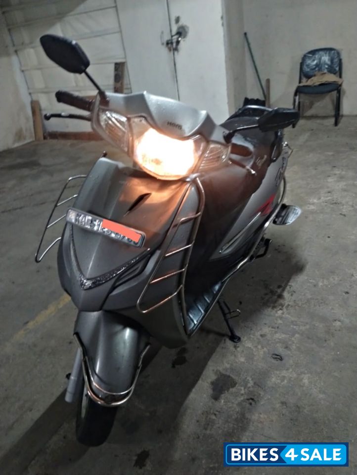 Metallic Silver Hero Duet 110