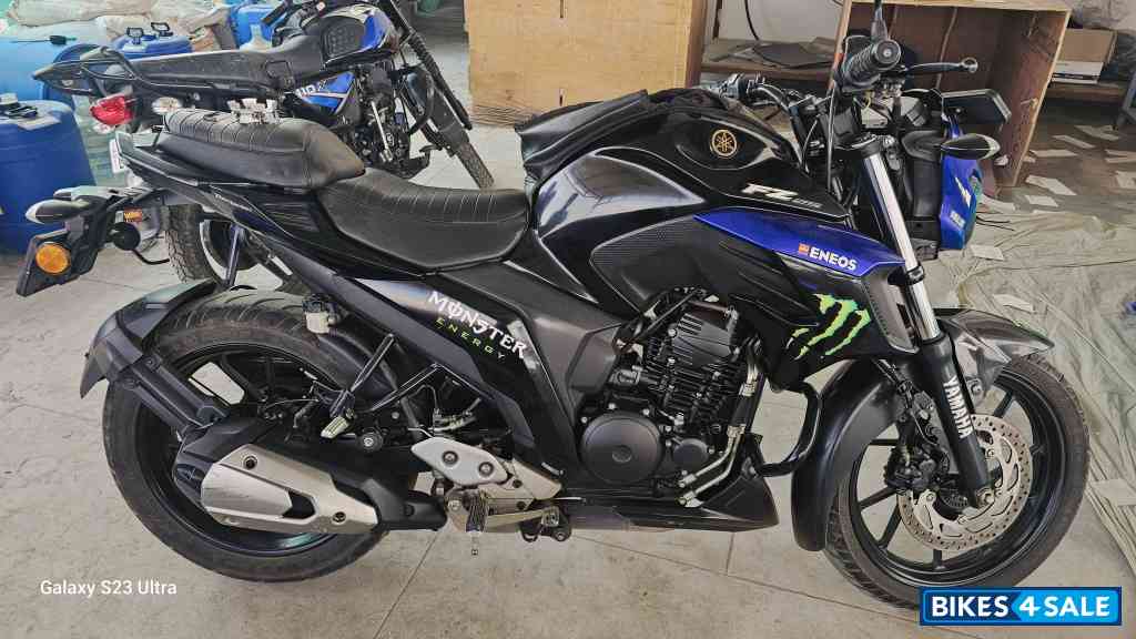 Yamaha FZS 25