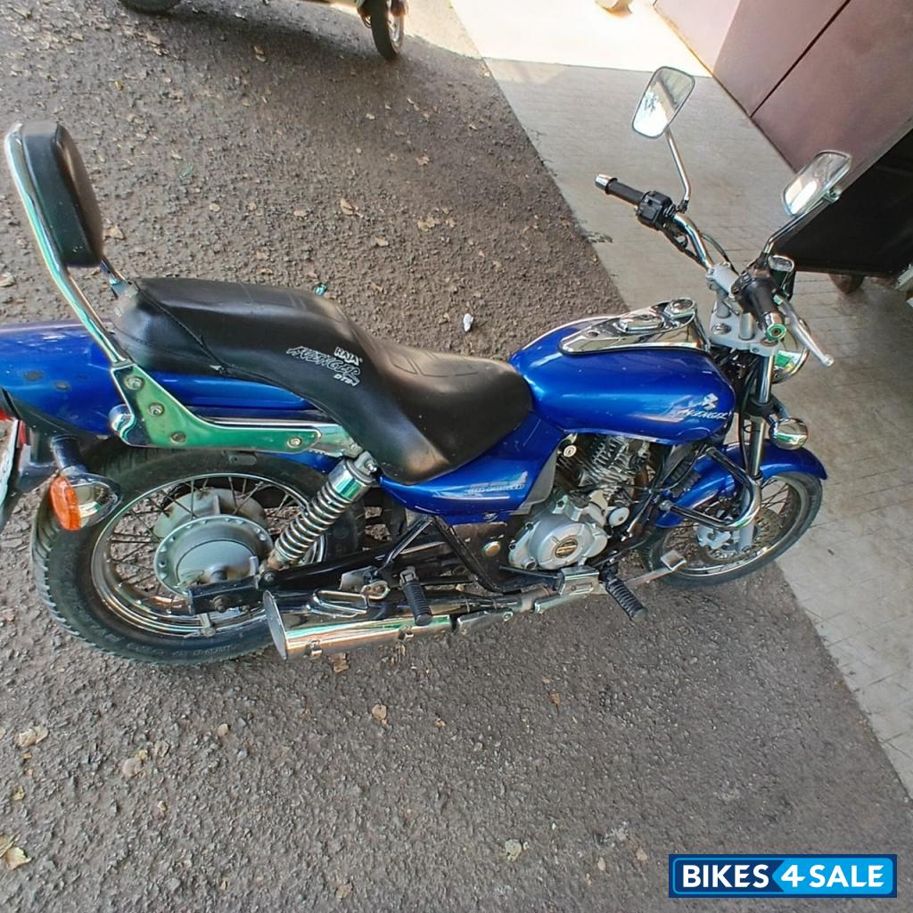 Bajaj Avenger 220 DTS-i