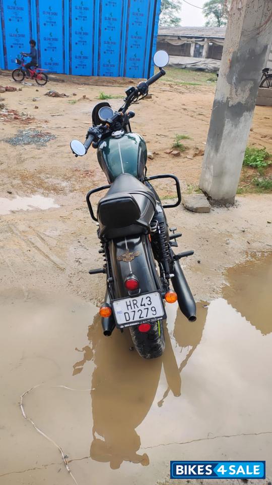 Yezdi Roadster Dark Yezdi Roadster Dark