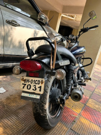 Blue Bajaj Avenger Street 150