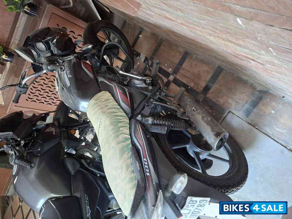 Bajaj Discover 100