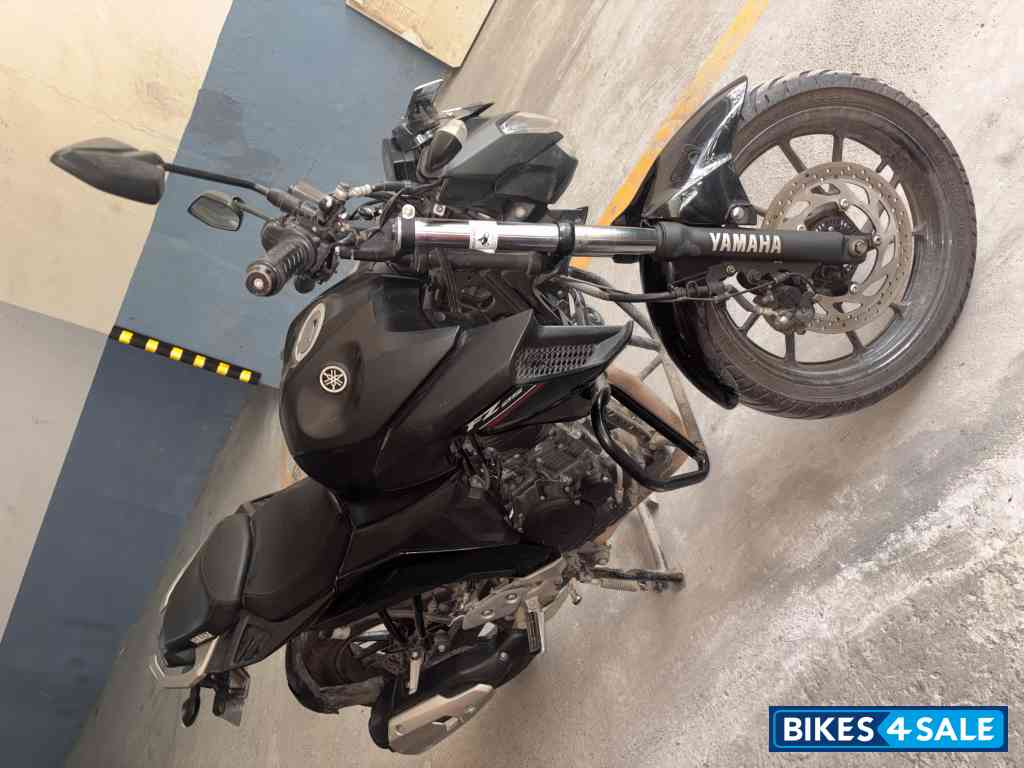 Yamaha FZS 25