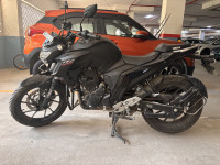 Yamaha FZS 25