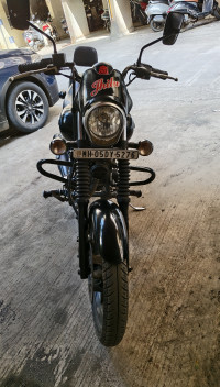 Bajaj Avenger Street 180