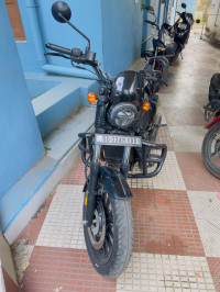 Forest Green Yezdi Roadster Dual Tone