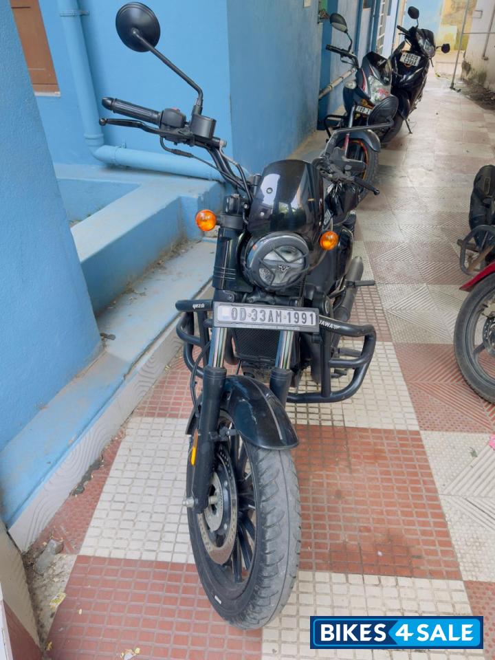 Forest Green Yezdi Roadster Dual Tone