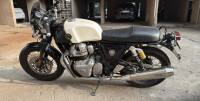 B / W Royal Enfield 2023 Continental GT 650