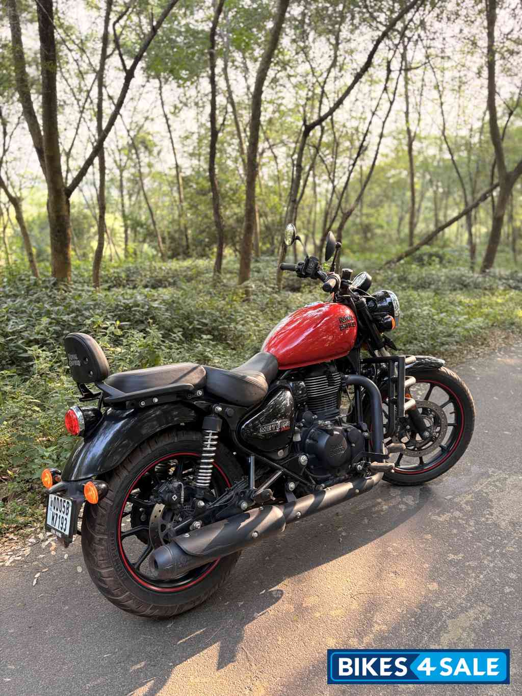 Royal Enfield Meteor 350 Fireball