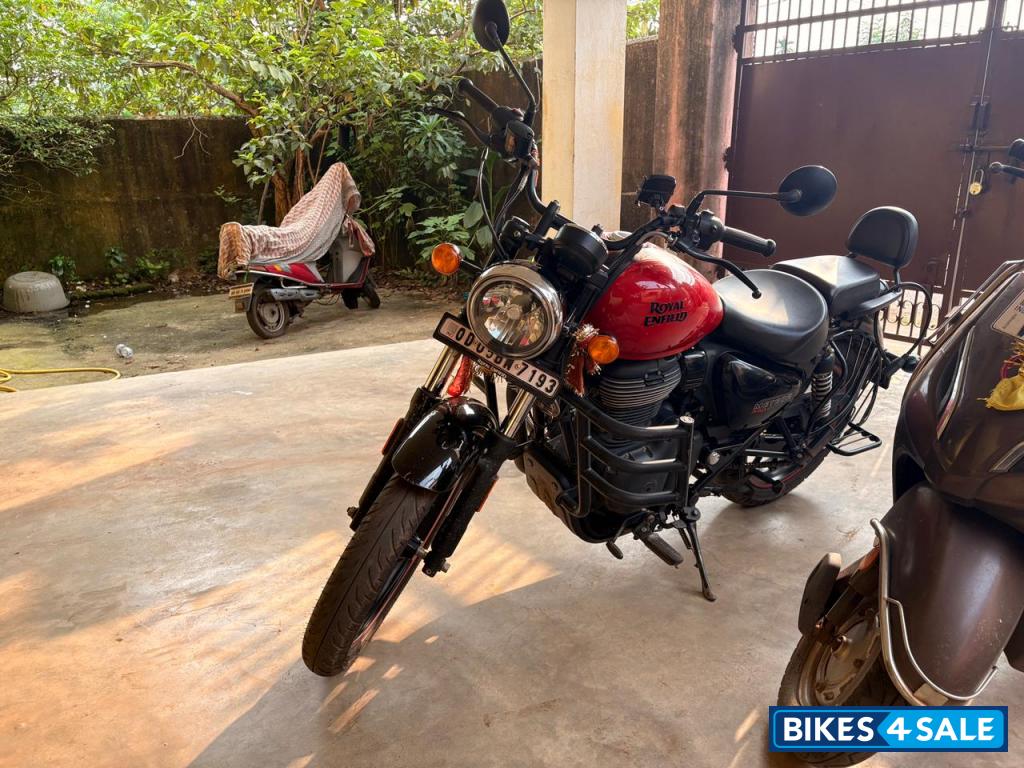 Royal Enfield Meteor 350 Fireball