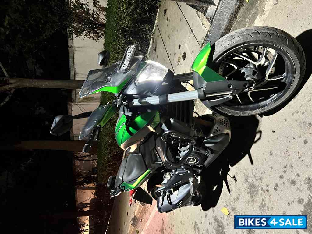Green Bajaj Dominar 400 ABS BS6