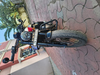 Jawa 42 Bobber Red Sheen