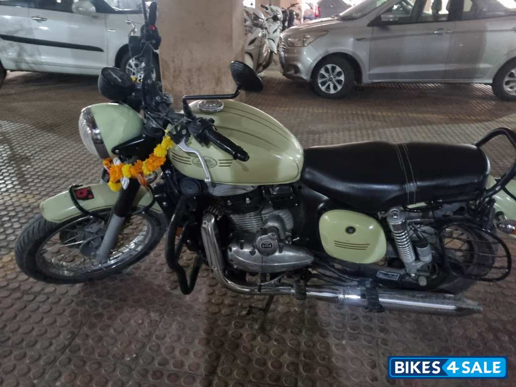 Jawa forty two BS6 Jawa forty two BS6