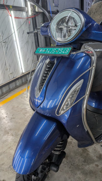 Bajaj Chetak Premium