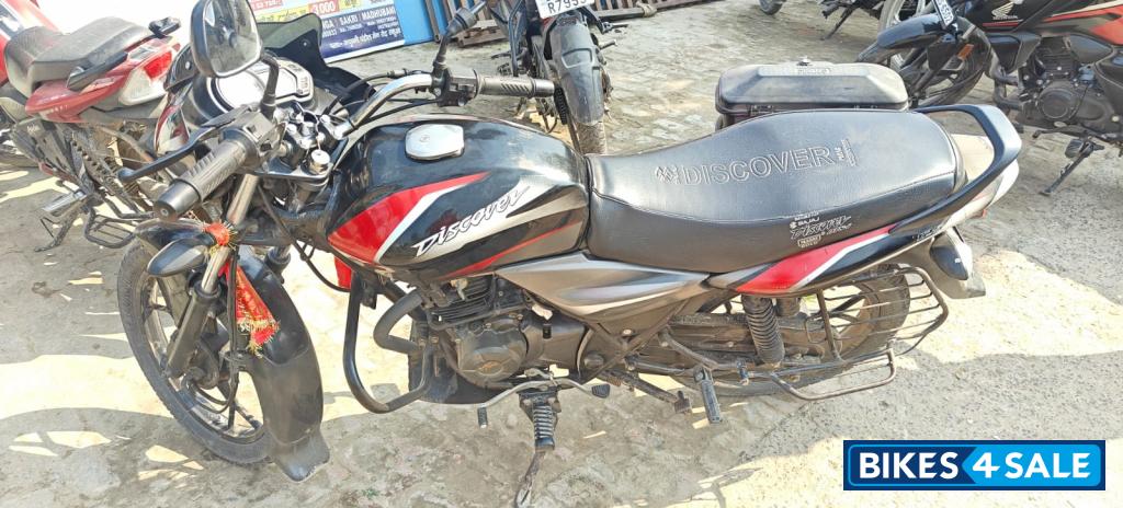 Red Bajaj Discover DTSi 125