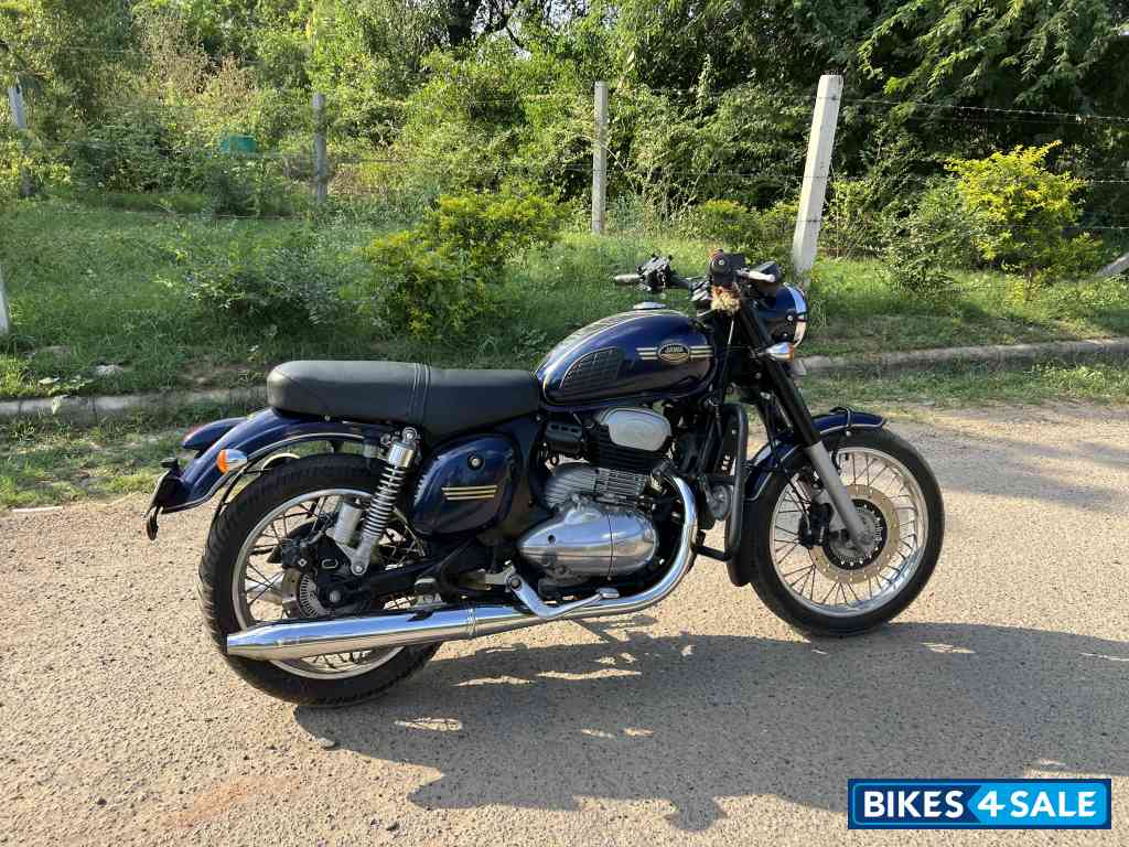 Nebula Blue Jawa forty two BS6