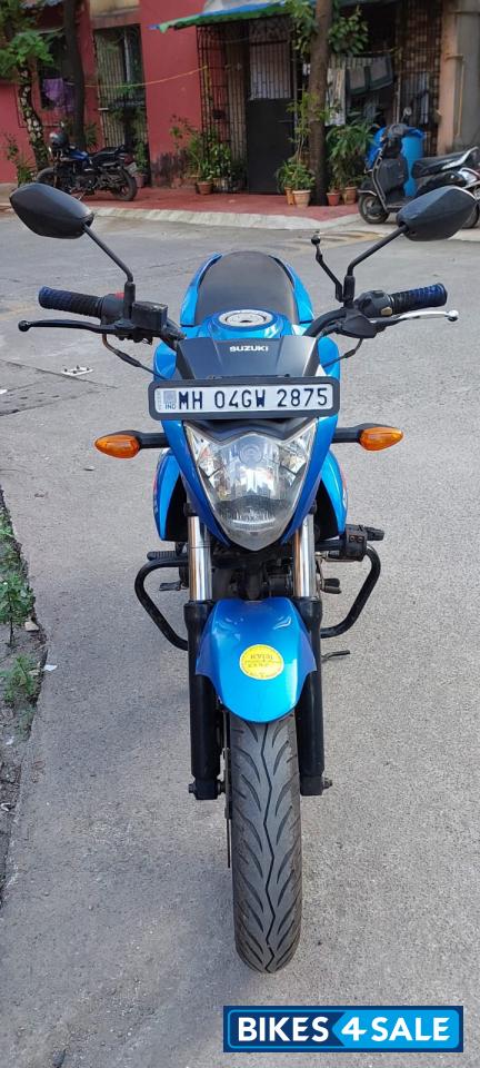 Blue Suzuki Gixxer 150