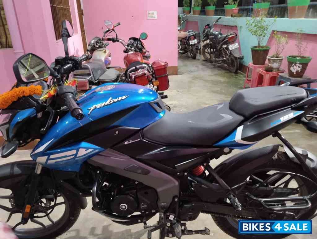 Bajaj Pulsar NS 125