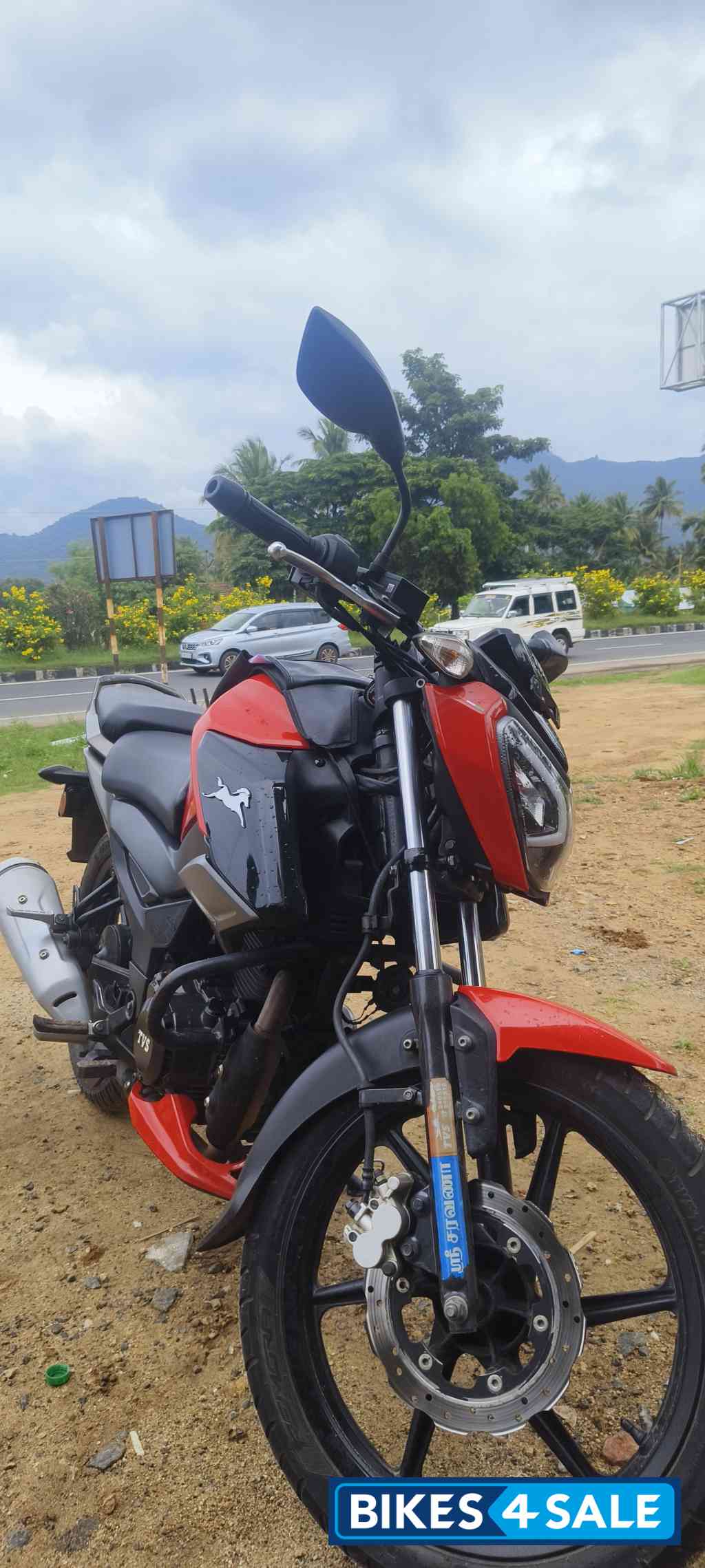 Red TVS Raider 125