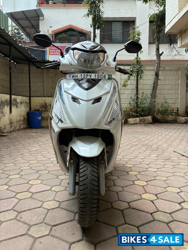 White Hero Maestro Edge 110 BS6