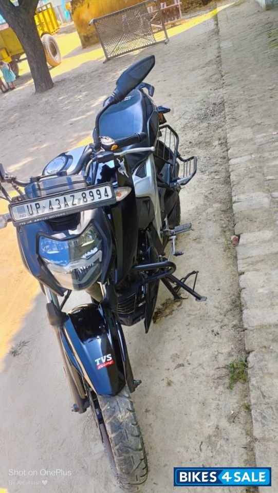 TVS Apache RTR 160 4V BS6