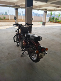 Royal Enfield Classic 350