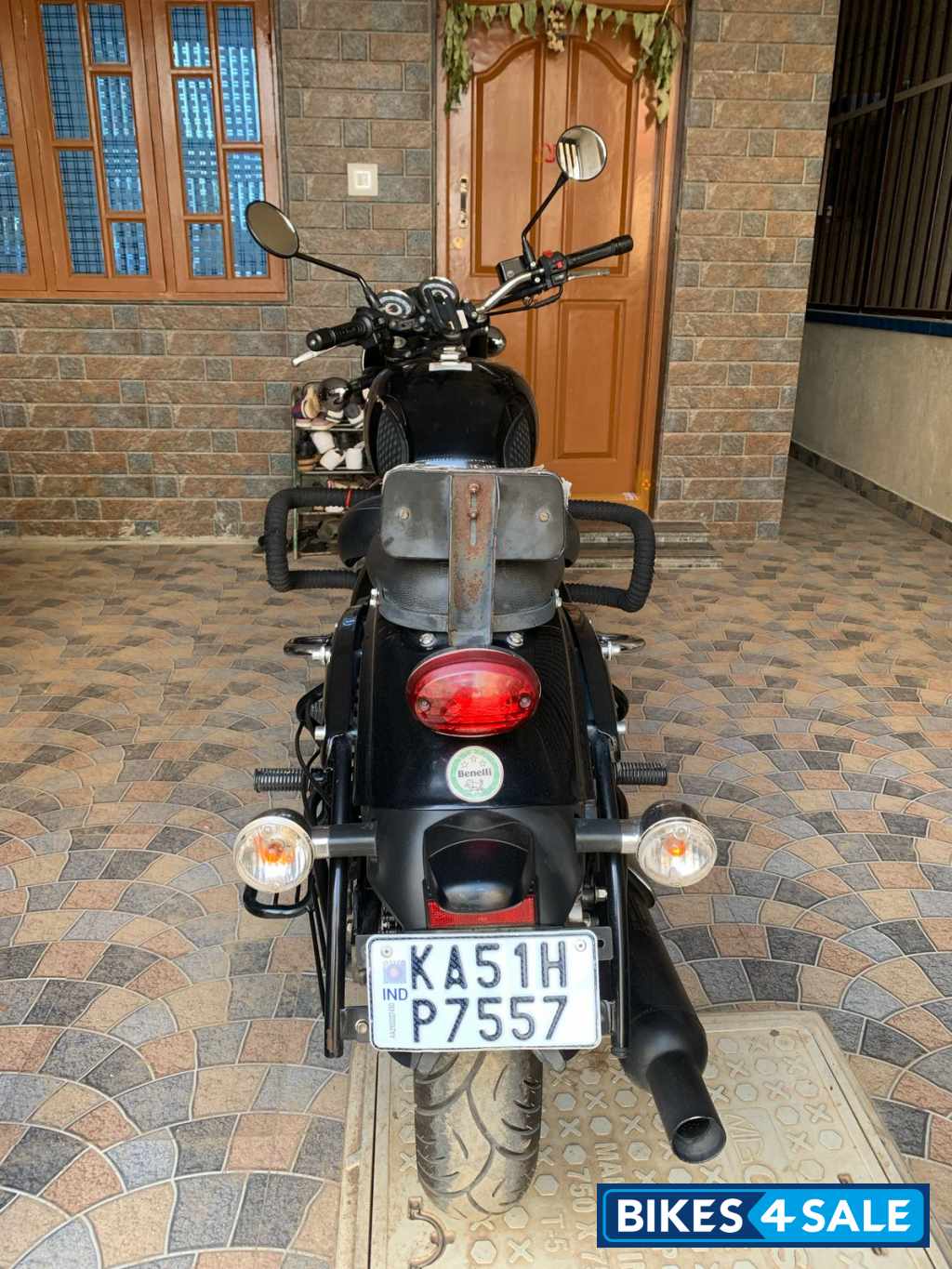 Black Benelli Imperiale 400