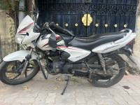 White Honda CB Shine SP