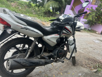 White Honda CB Shine SP