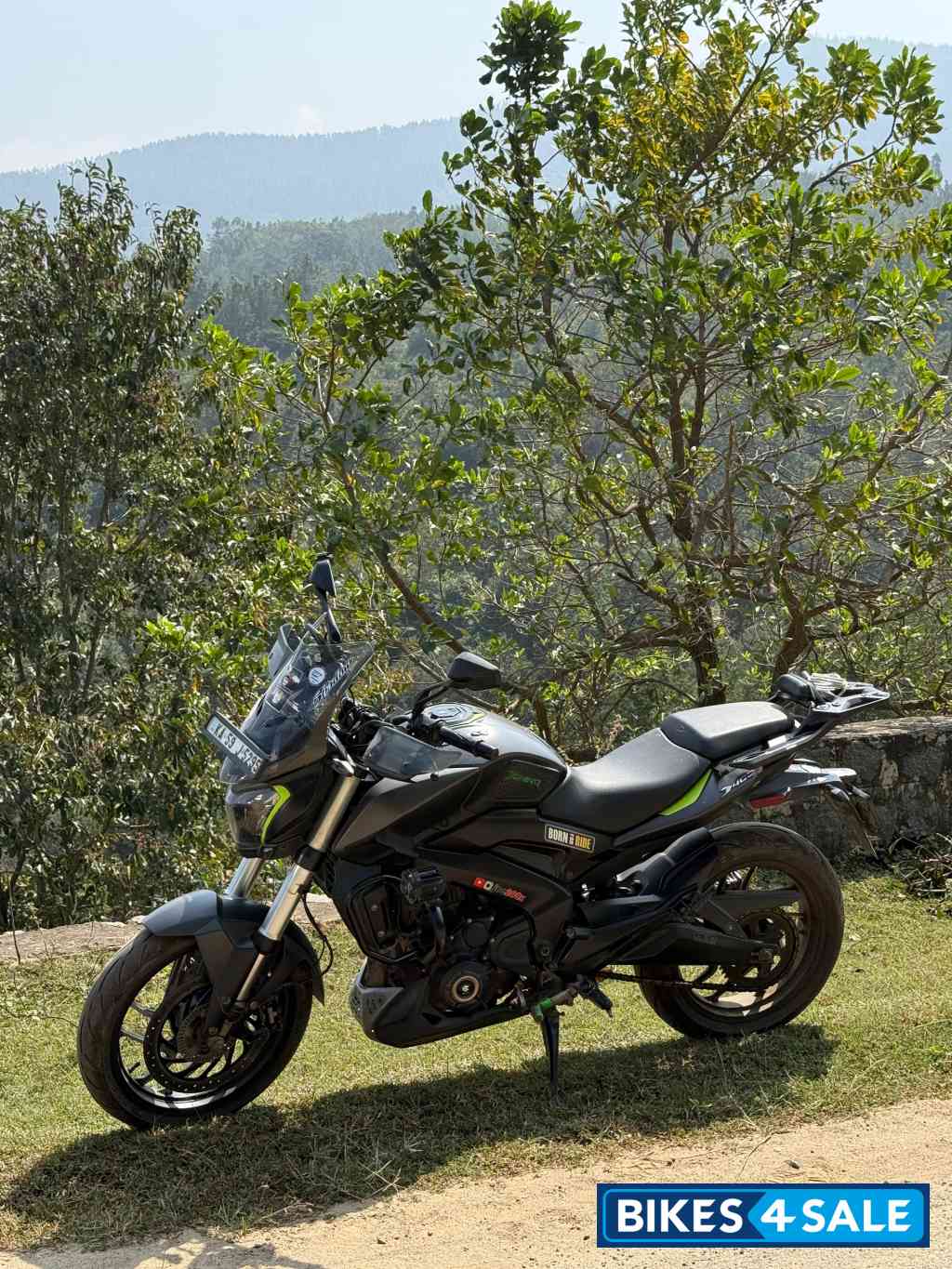 Black Bajaj Dominar 400 ABS BS6
