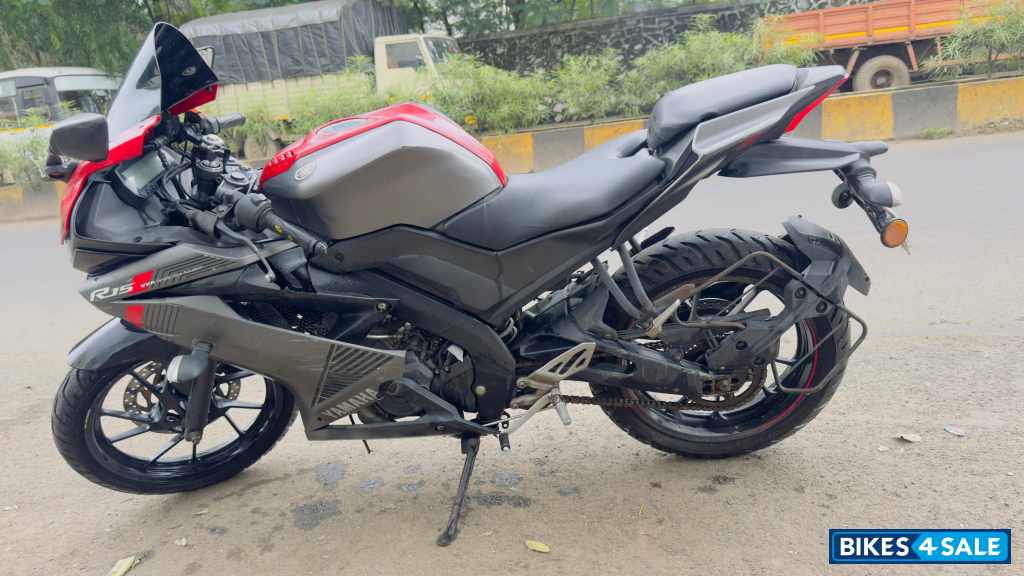 Yamaha YZF R15 V3