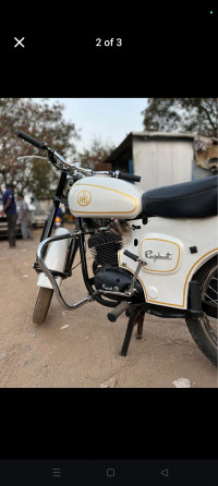 White Yamaha Rajdoot