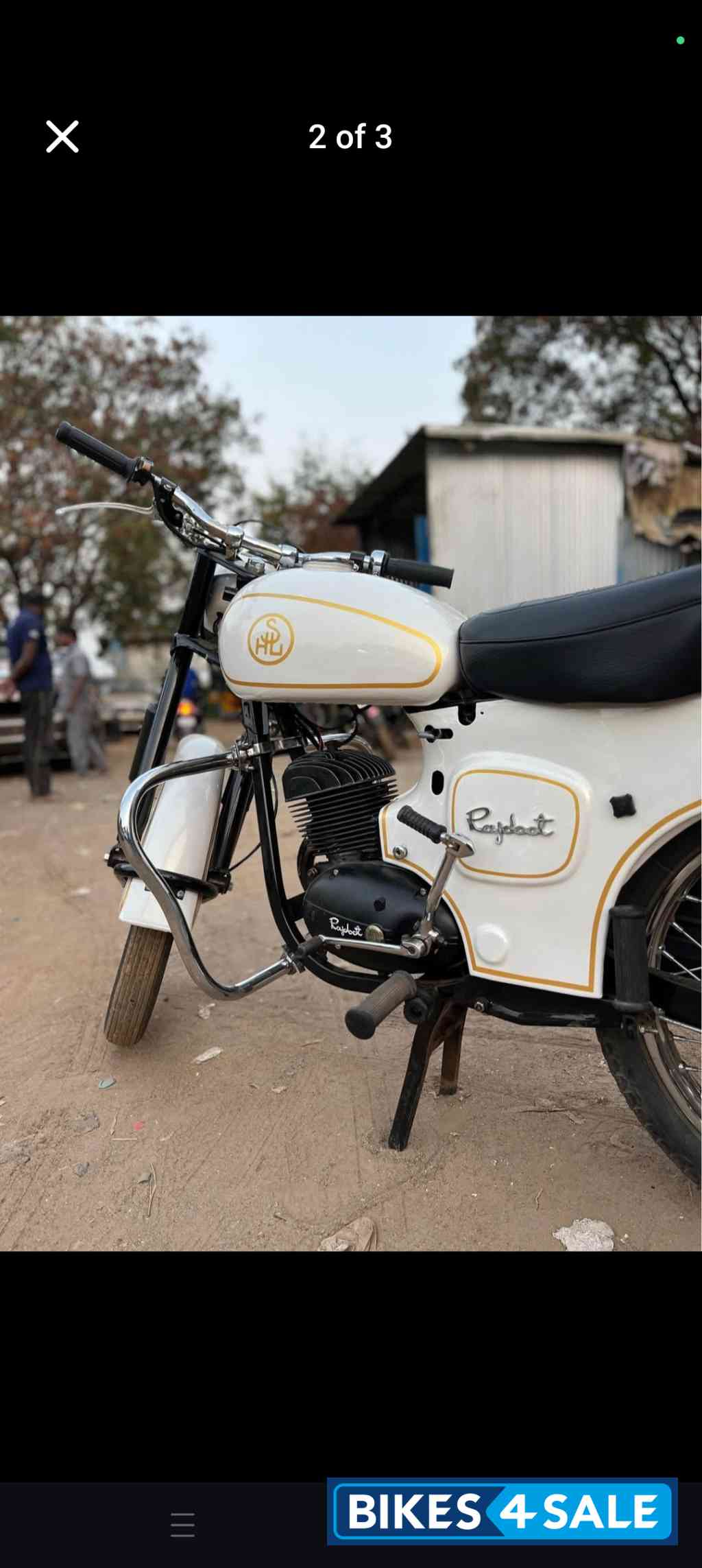 White Yamaha Rajdoot