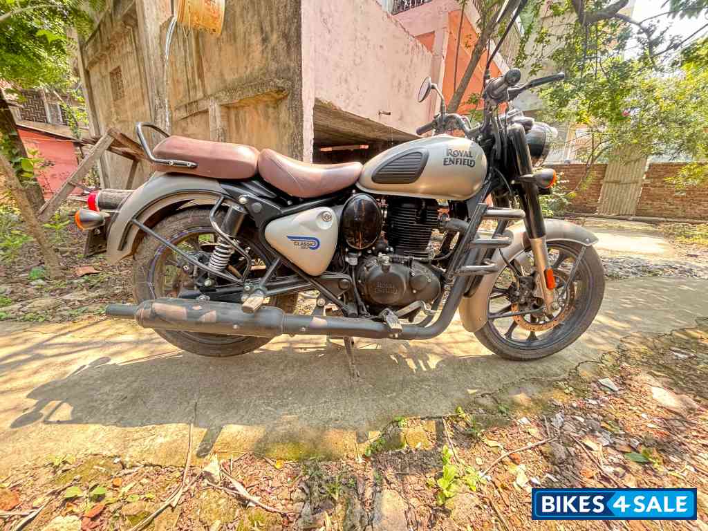 Royal Enfield Classic 350 Dual Channel BS6
