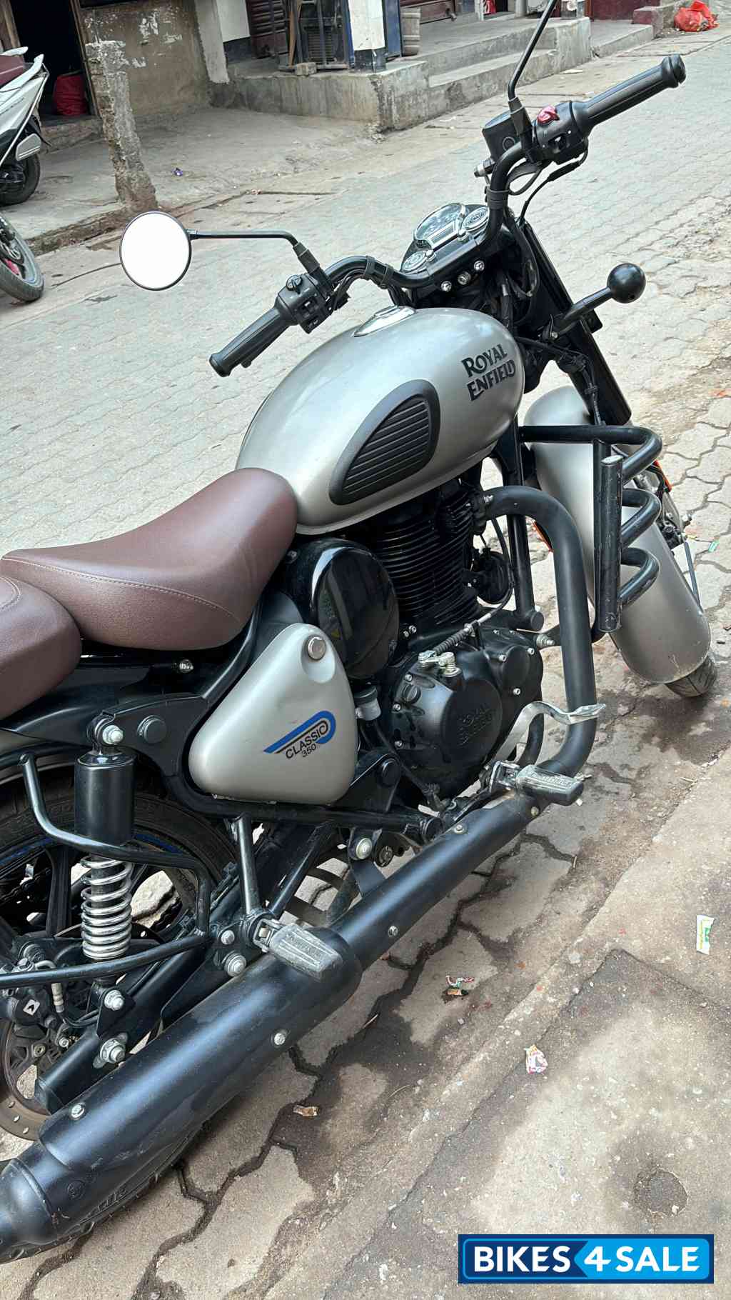 Royal Enfield Classic 350 Dual Channel BS6