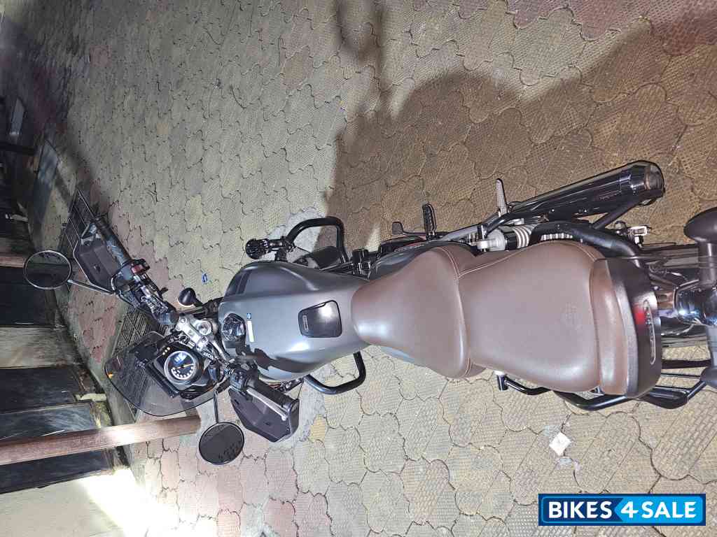 Grey Metallic Honda CB350 DLX Pro