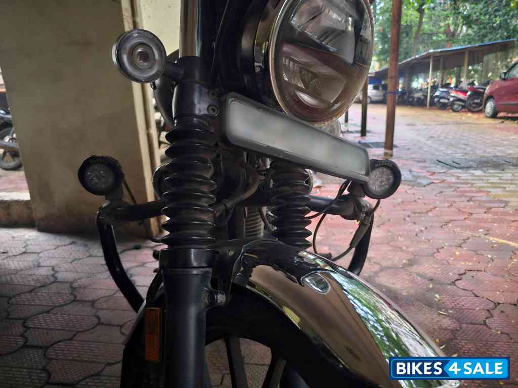 Grey Metallic Honda CB350 DLX Pro