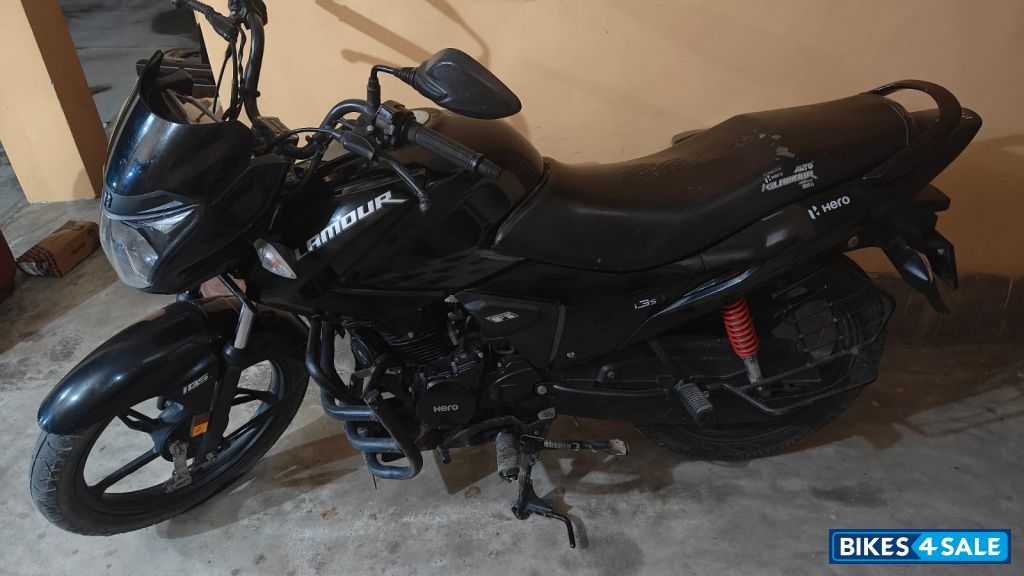 Hero Glamour BS6