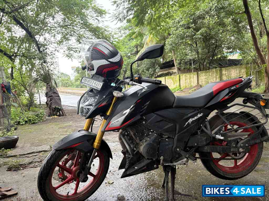 TVS Apache RTR 160 4V 2025