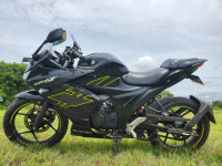 Sparkle Black Suzuki Gixxer SF BS6