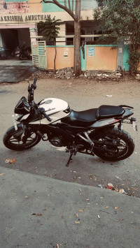 Bajaj Pulsar 200 NS Model