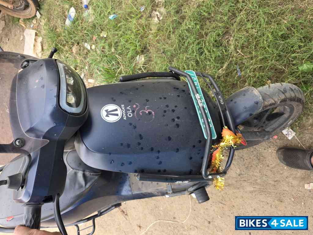 Midnight Blue Ola S1 Pro