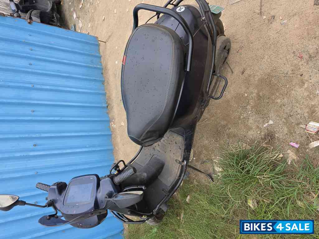 Midnight Blue Ola S1 Pro