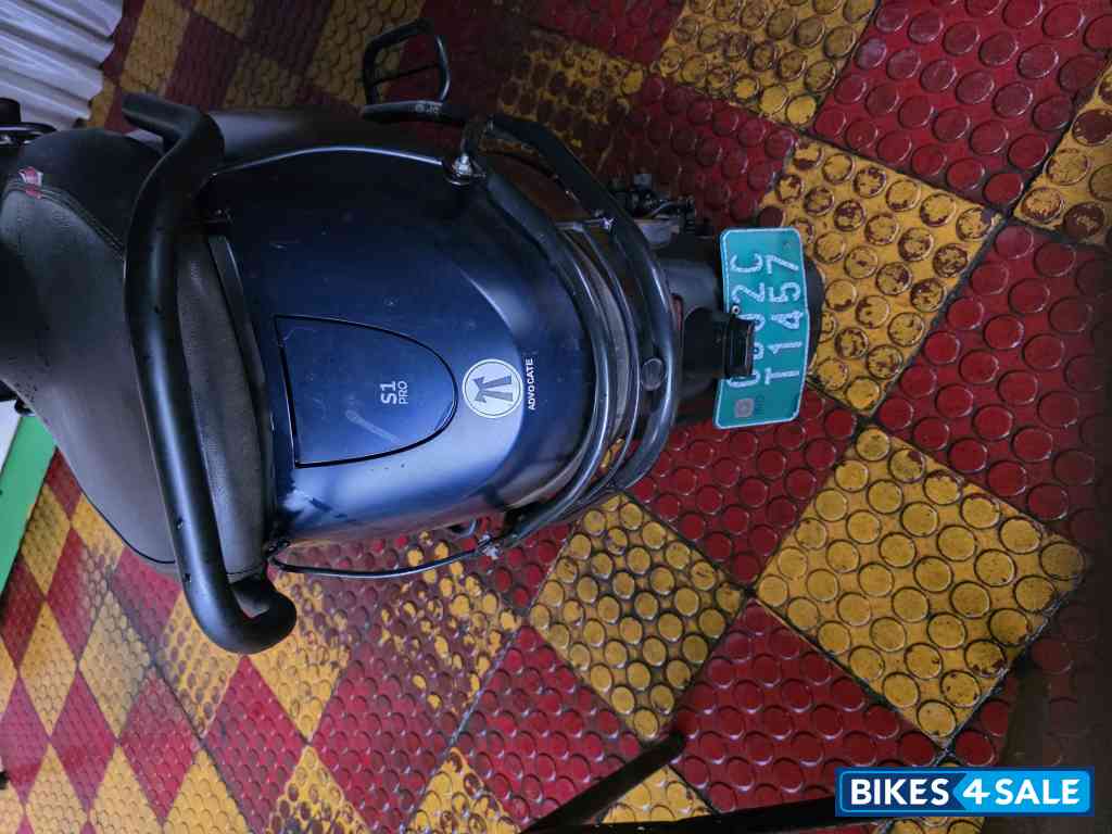 Midnight Blue Ola S1 Pro