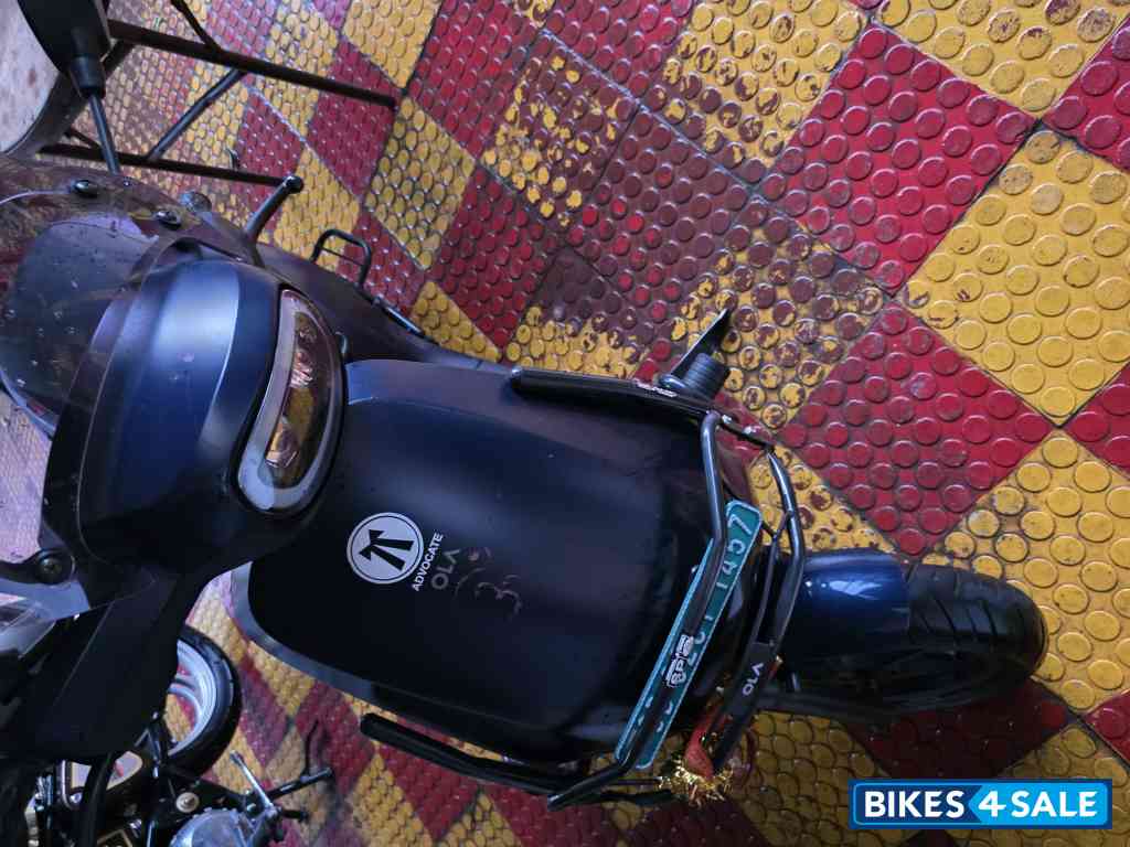 Midnight Blue Ola S1 Pro